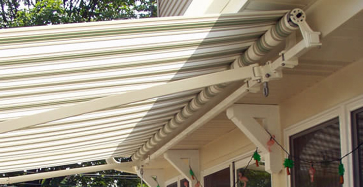 manual awning